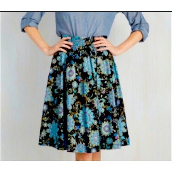 ModCloth Dresses & Skirts - ModCloth Womens S A-line Skirt Dark Floral Blue Pockets Retro Rockabilly Lined